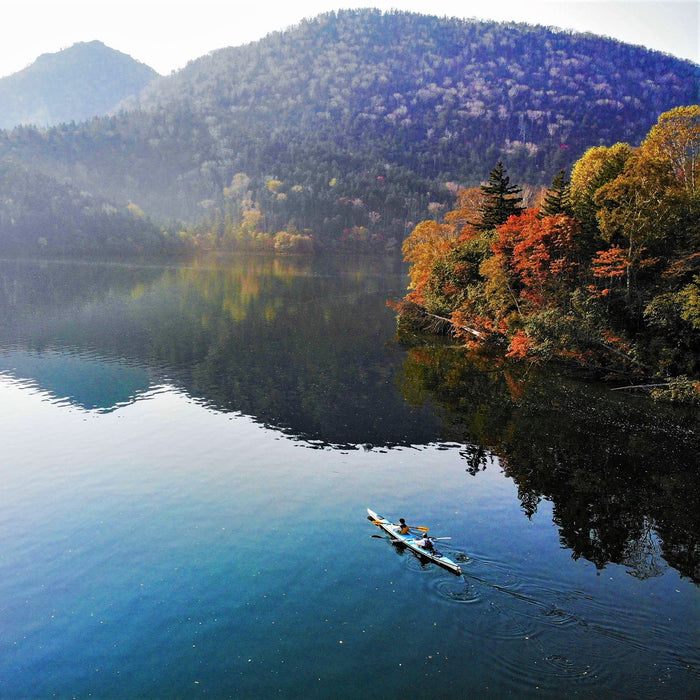 Private guided kayaking in Lake Shikaribetsu / Obihiro