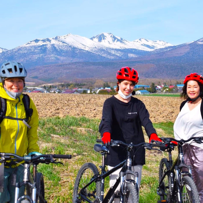 Private guided mountain bike tour / Furano