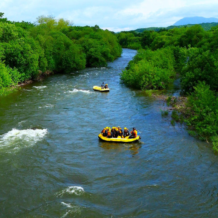 Private eco rafting on a chartered boat / Niseko