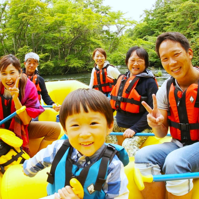 Private eco rafting on a chartered boat (Summer) / Chitose
