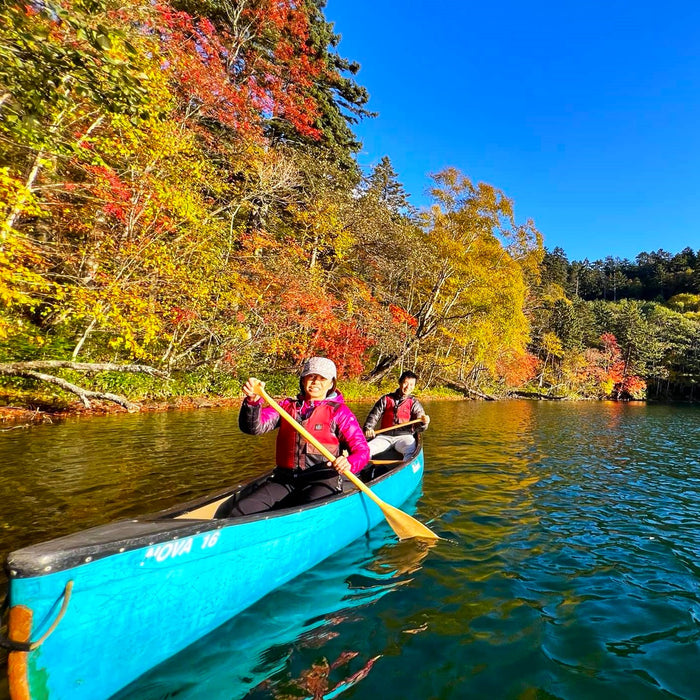 Private guided canoeing in Lake Shikaribetsu / Obihiro