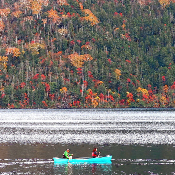 Private guided kayaking in Lake Shikaribetsu / Obihiro